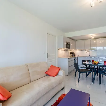 Golfe Horizon-2 By Interhome Daire Fréjus