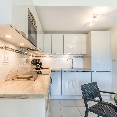 Golfe Horizon-2 By Interhome Daire