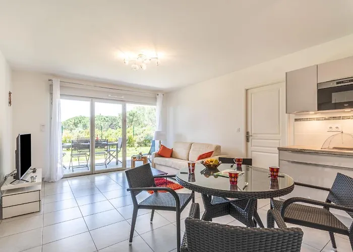 Golfe Horizon-2 By Interhome Fréjus