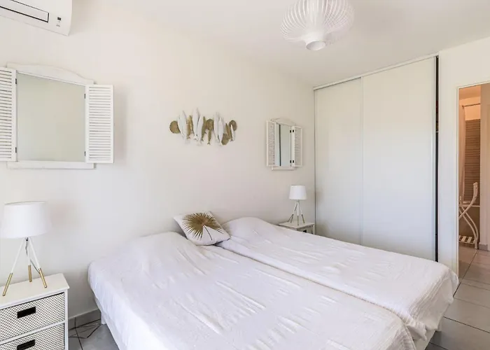 Golfe Horizon-2 By Interhome Apartment